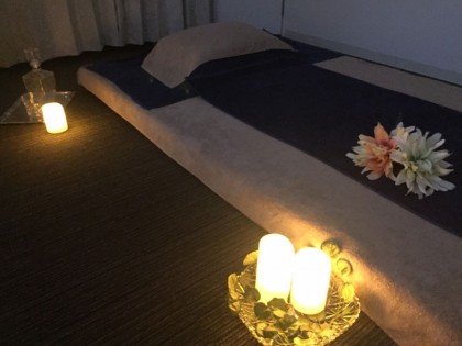 アティーユ・オム